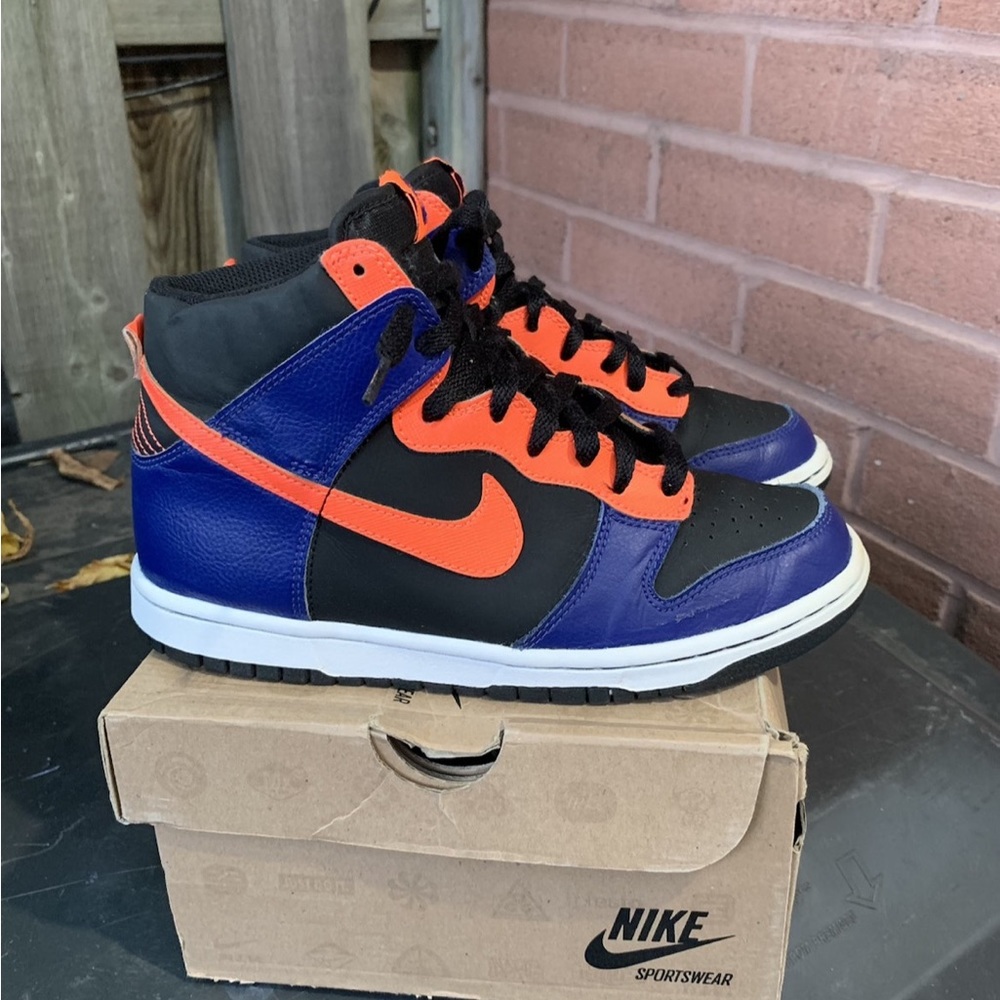 Nike Dunk High “Knicks”
Size 5.5y / 7 women’s